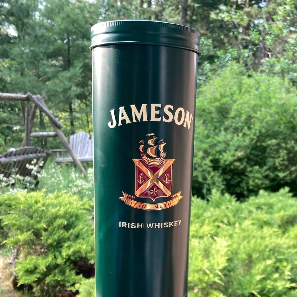 JAMESON Tin IRISH WHISKEY
